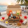 Box juin Kairosea posée sur fond plage yoga tropical, seamoss et soins naturels été